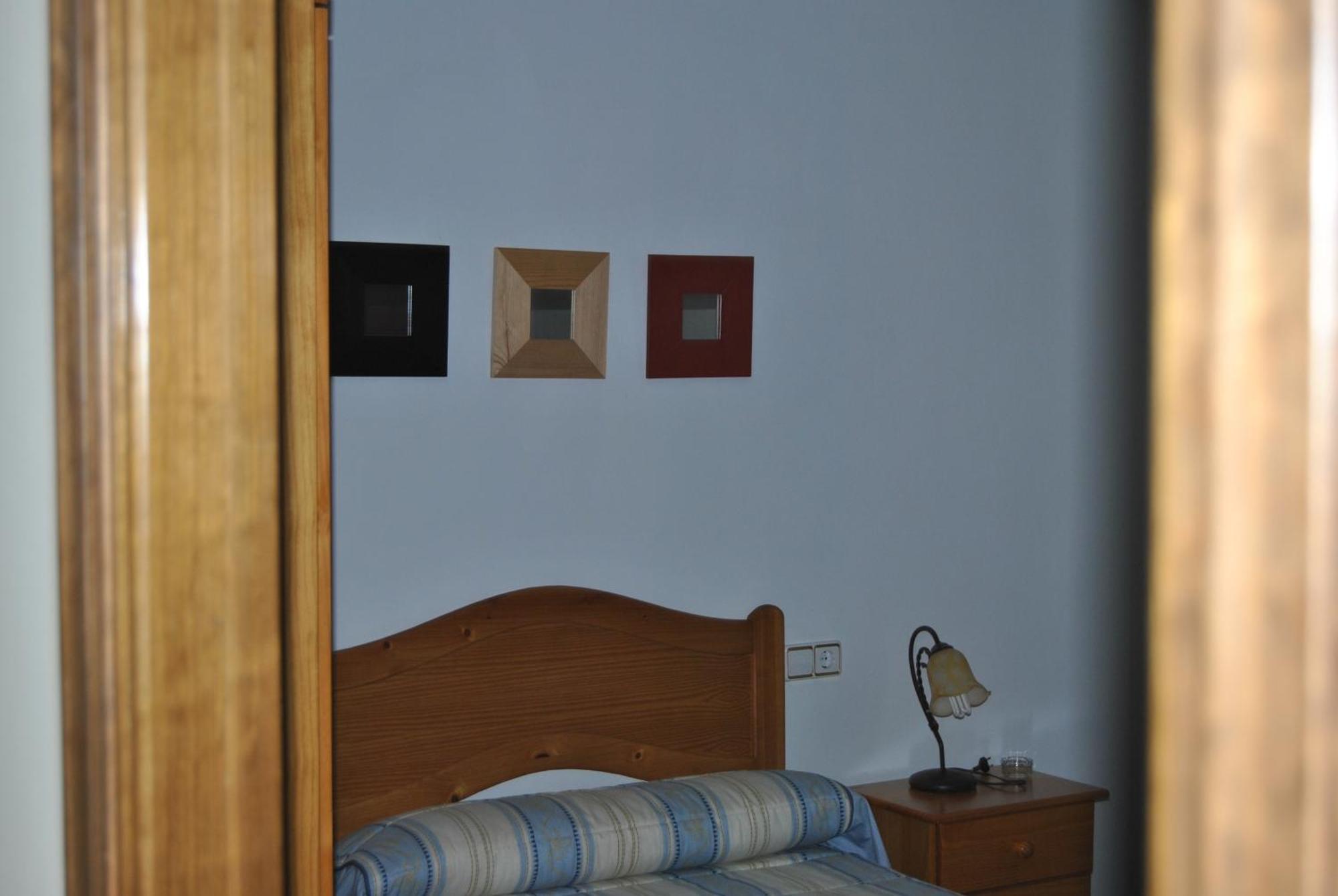 Hostal Rural Amador Puente de Vadillos Rum bild